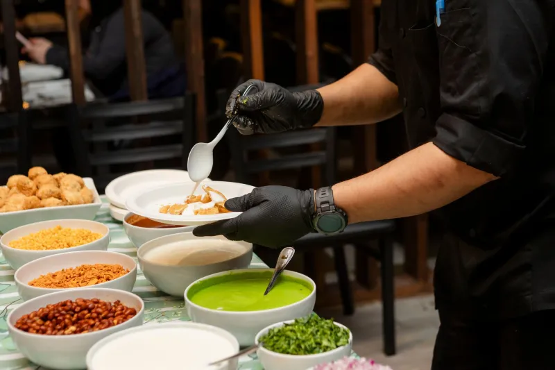 Restaurants Get Chole Bhature on Your Table in 30 Minutes. Here's How They Actually Pull That Off.